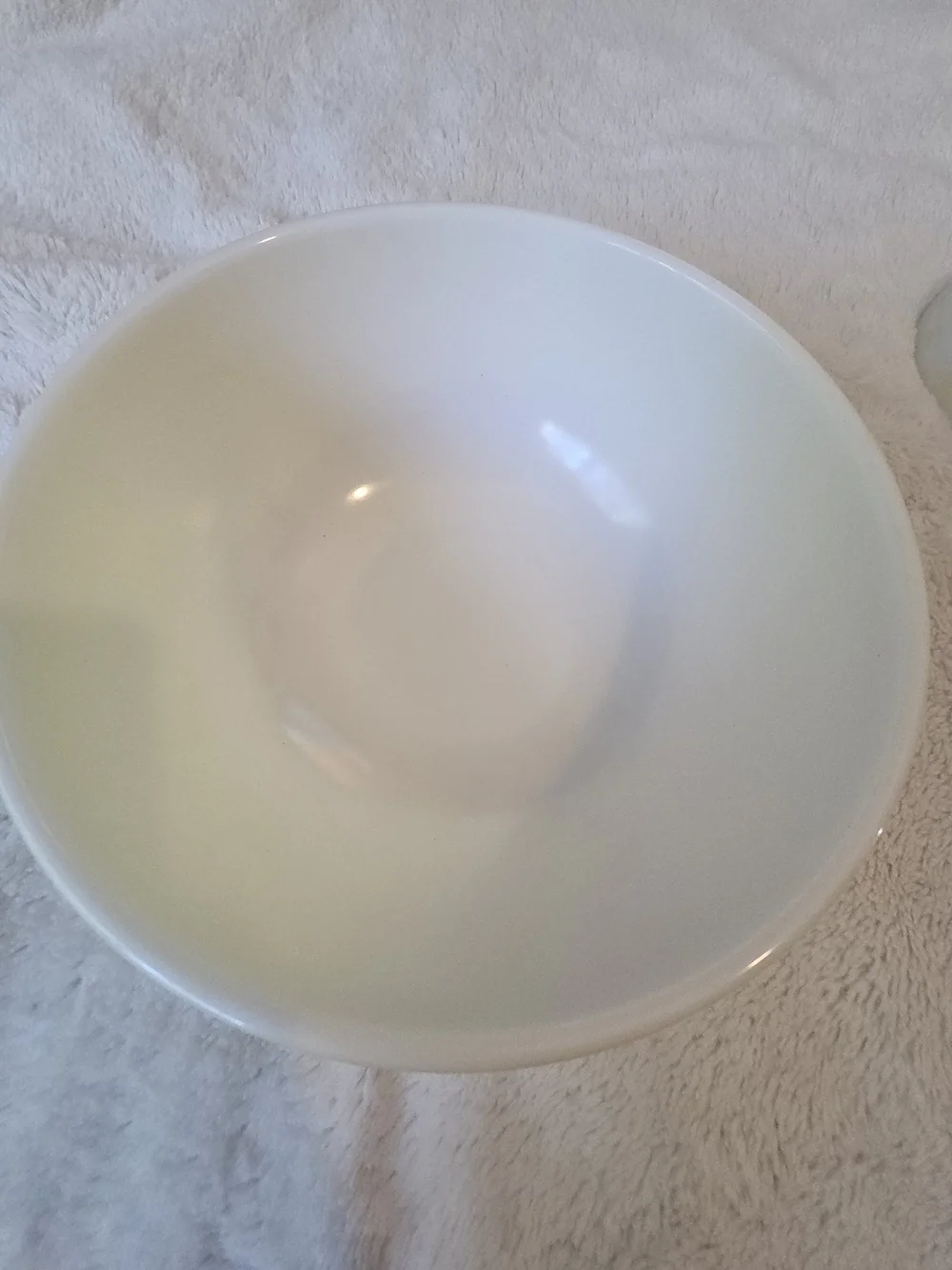 Pyrex 2-Piece Primary Colors Yellow Mixing Bowl Set